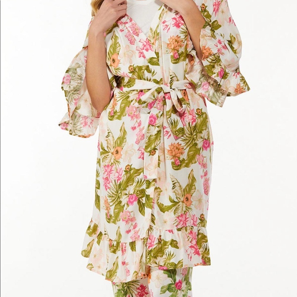 Tropical Sleep Robe - Picture 3 of 7